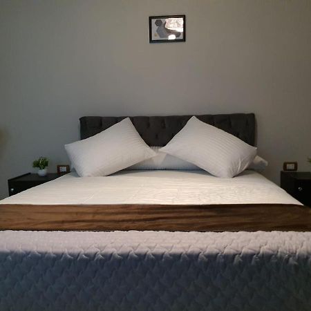 Youvala Serviced Apartment Giza Buitenkant foto