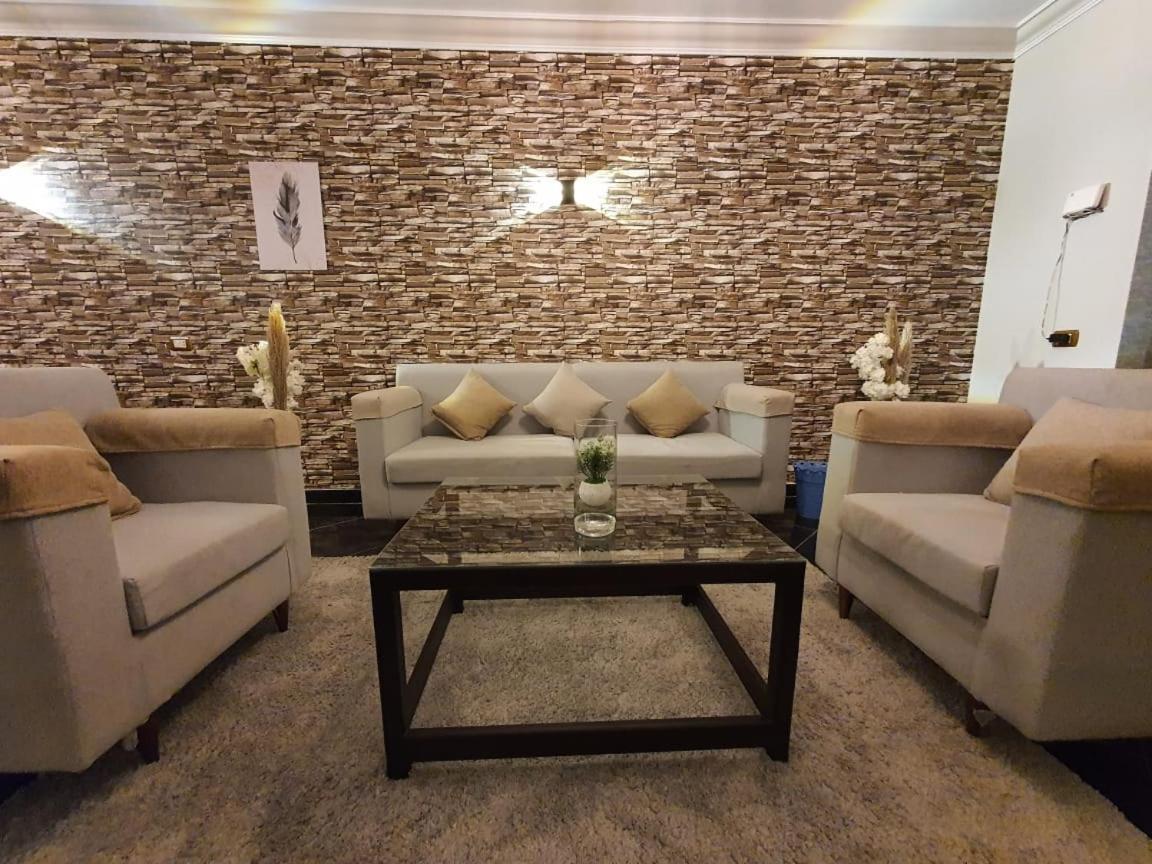 Youvala Serviced Apartment Giza Buitenkant foto