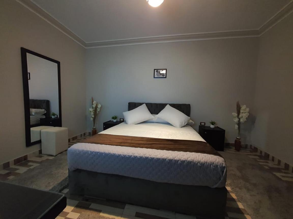 Youvala Serviced Apartment Giza Buitenkant foto